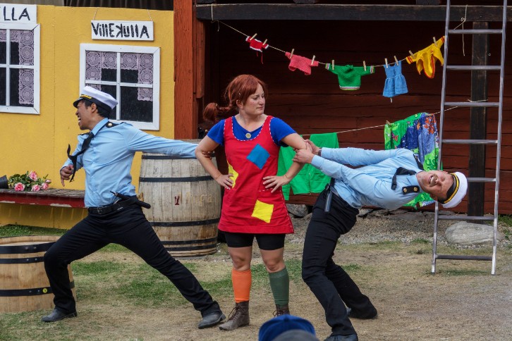 Boby Almroth Betschart, Josephine Betschart och Gustav Gälsing som Kling, Pippi Långstrump och Klang