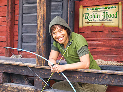 Boby Almroth Betschart som Robin Hood